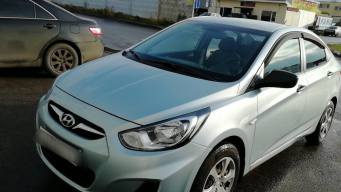 Hyundai Solaris I 1.4 AT (107 л.с.) [2011]