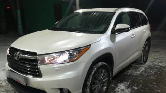 Toyota Highlander III (U50)