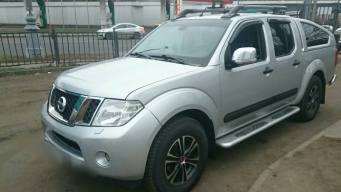 Nissan Navara (Frontier) III (D40)