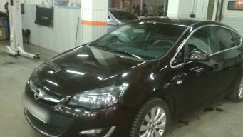 Opel Astra J