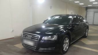Audi A8 III (D4)