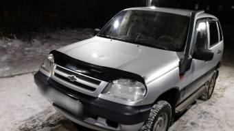 Chevrolet Niva I