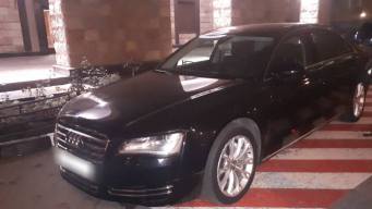 Audi A8 III (D4)