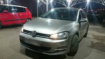 Volkswagen Golf VII