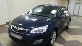 Opel Astra J