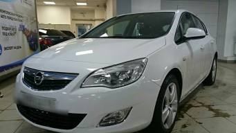 Opel Astra J