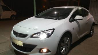 Opel Astra J