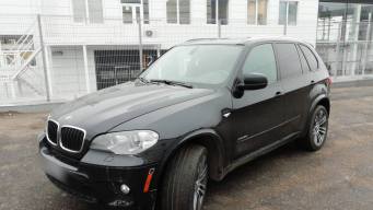 BMW X5 II (E70)