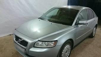 Volvo S40 II 2.4 AT (140 л.с.) [2008]