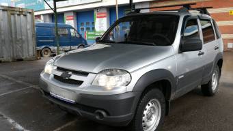 Chevrolet Niva I