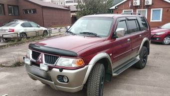 Mitsubishi Pajero Sport I